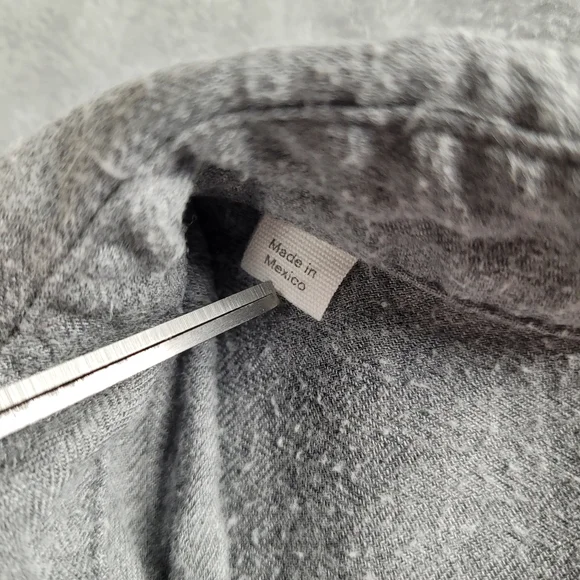 Gray Grayson Women Button Down Shirt - Picture 4 of 12